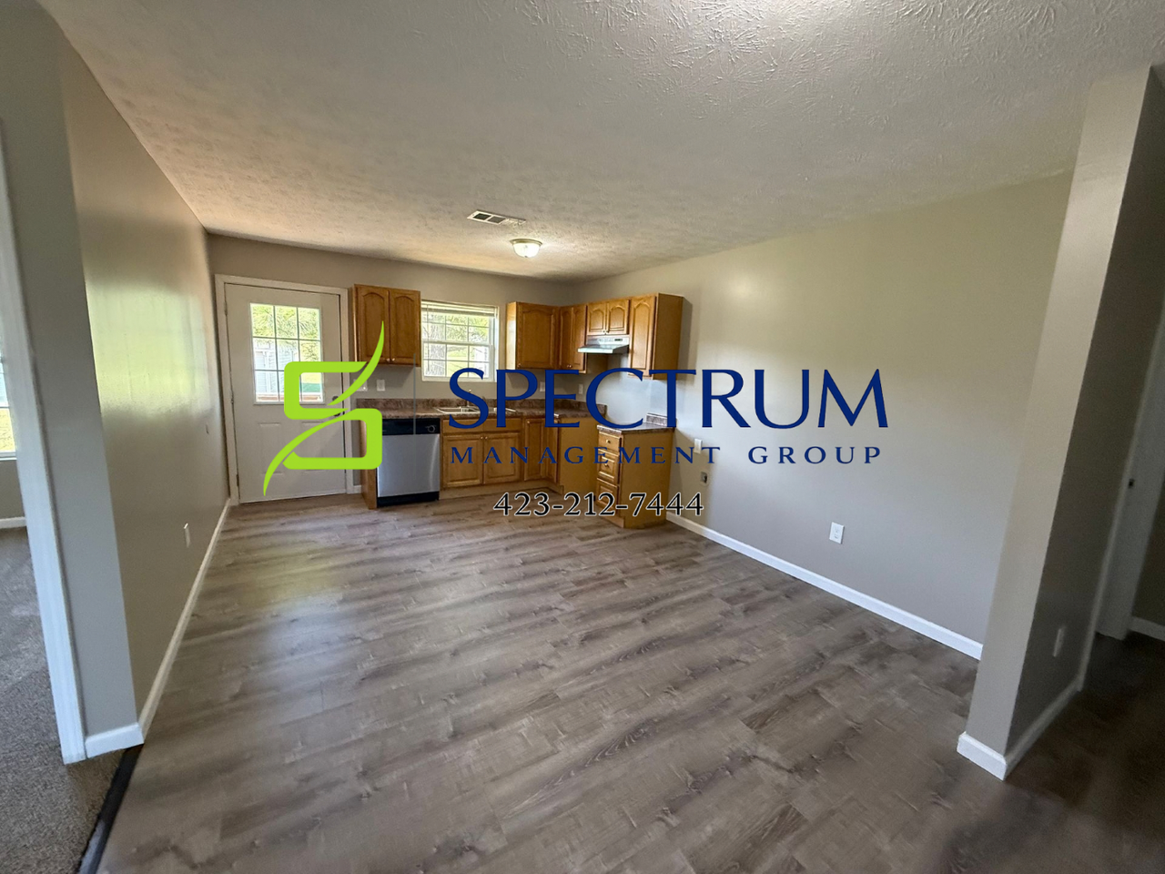 3034 Kimberly Dr - Photo 4 of 17
