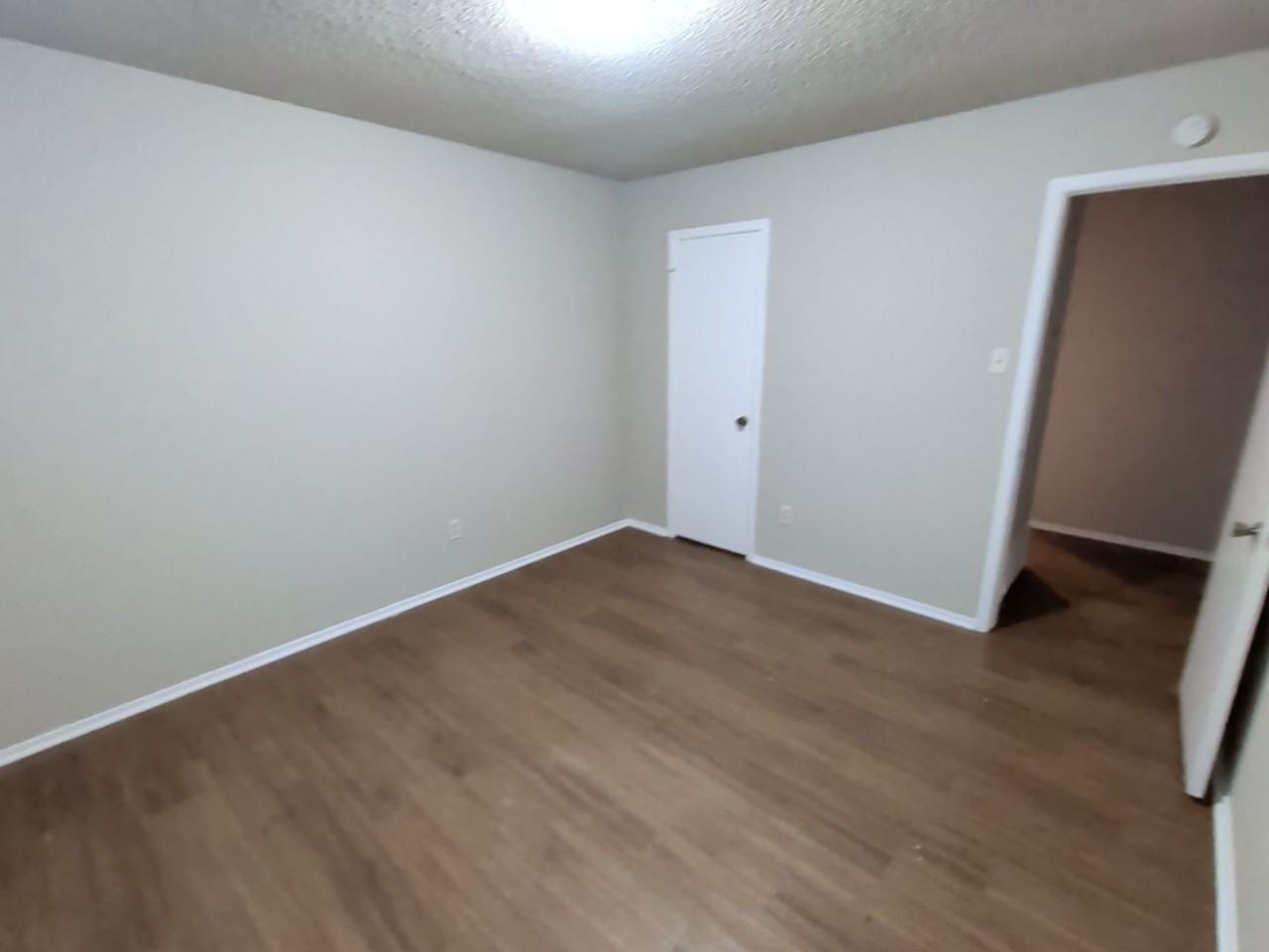 1703 Chittam Dr - Photo 2 of 31