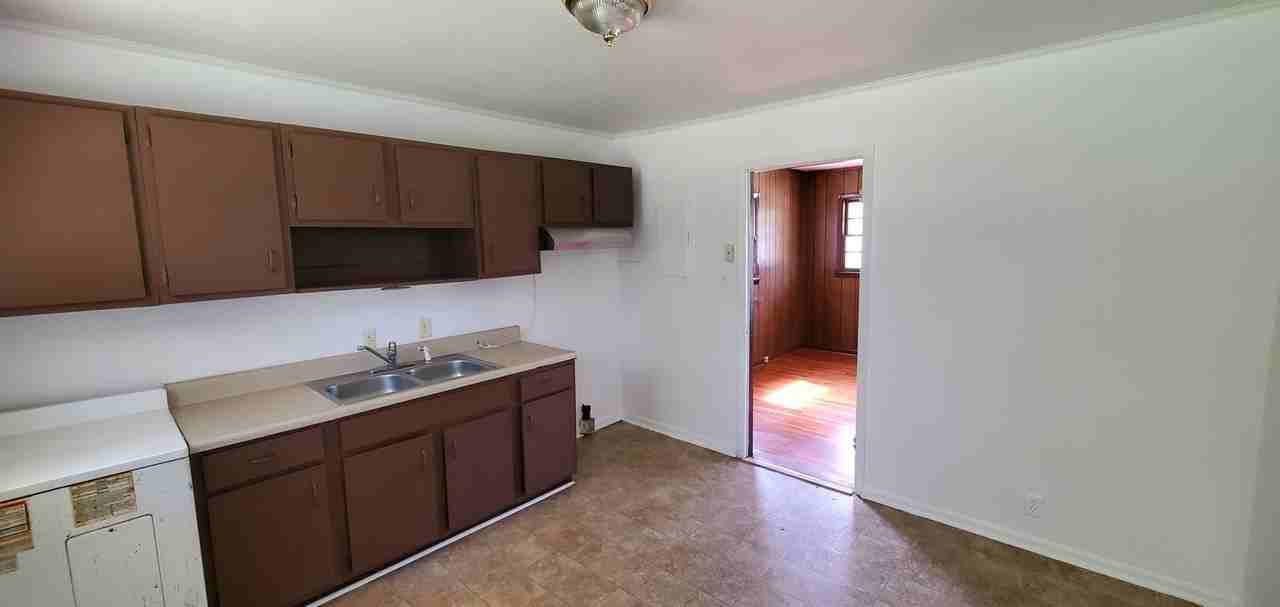 803 Nance Ave - Photo 2 of 8