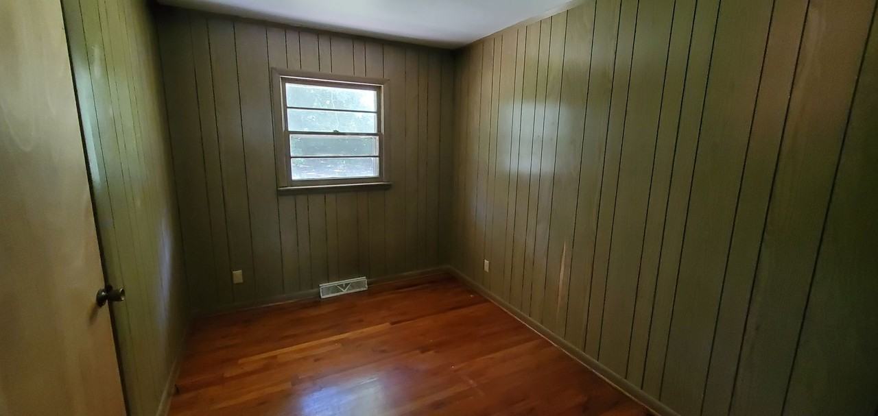 803 Nance Ave - Photo 3 of 8