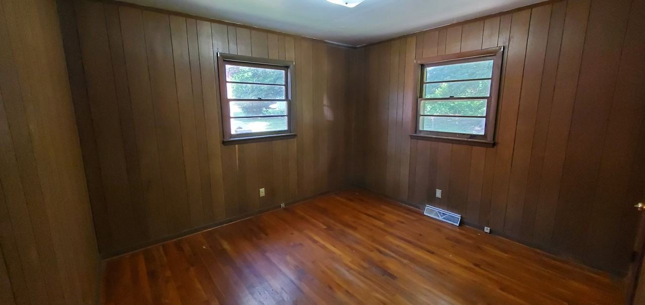 803 Nance Ave - Photo 4 of 8