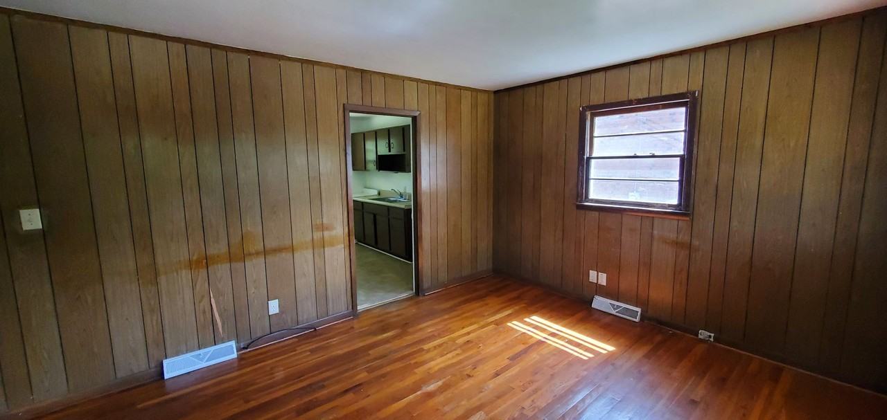 803 Nance Ave - Photo 6 of 8