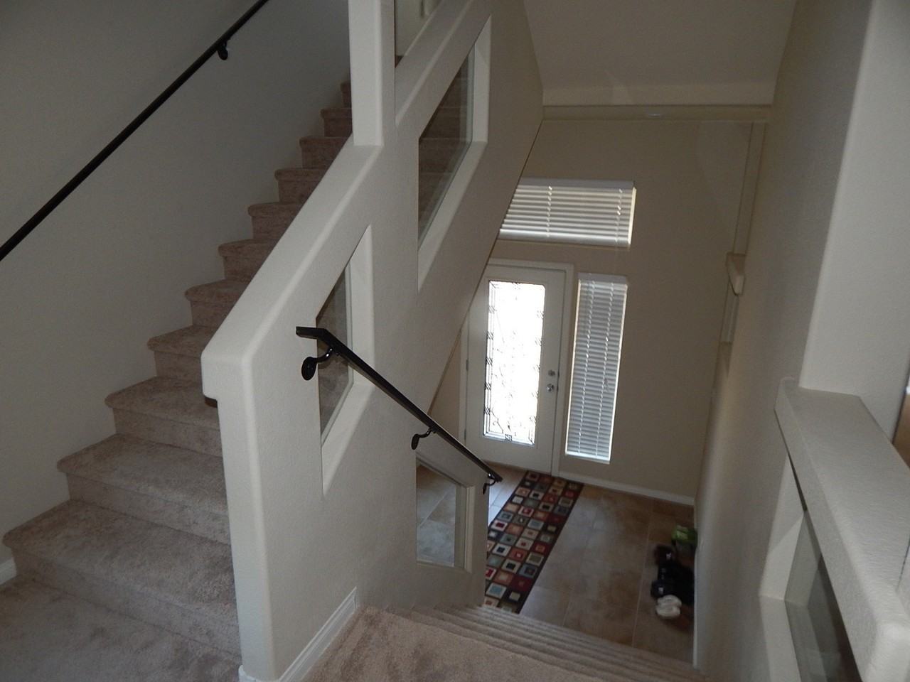5869 Pillar Rock Ave - Photo 7 of 40