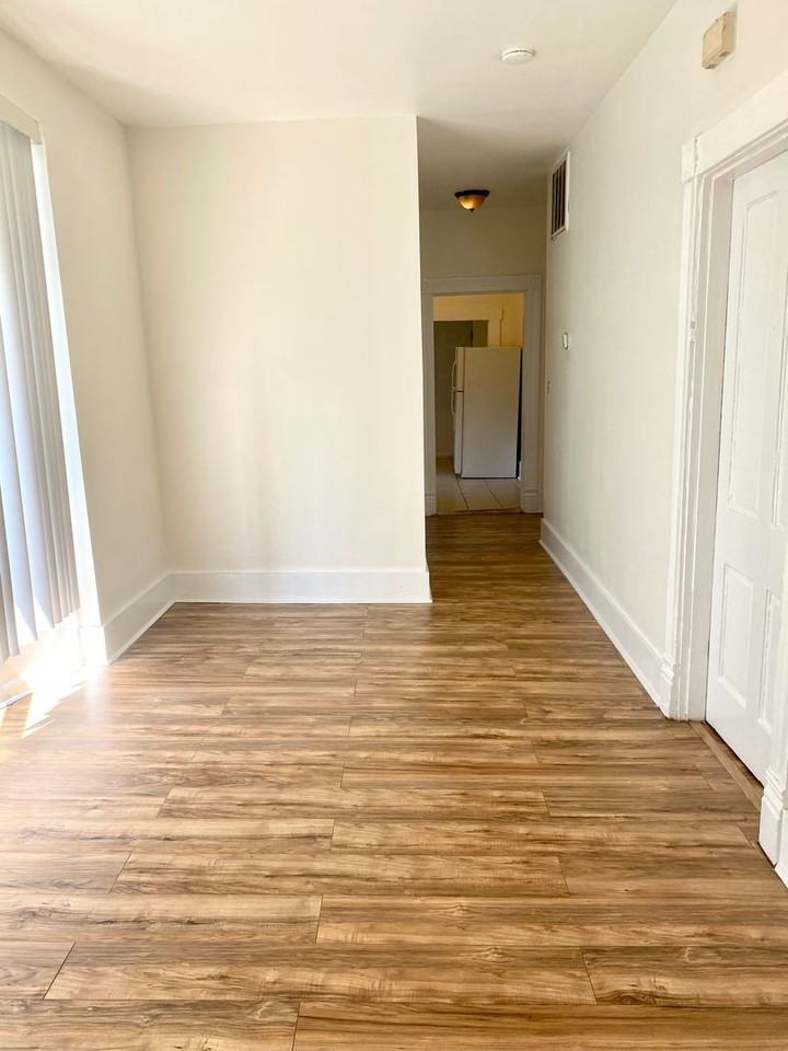 850 S 24th St - Photo 2 of 16