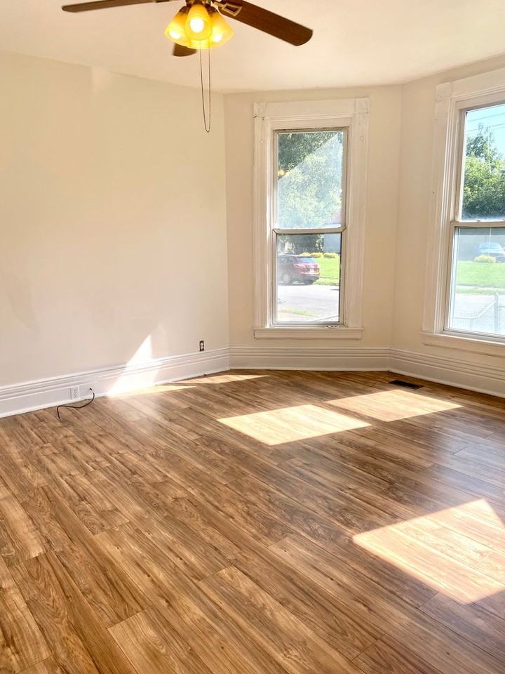 850 S 24th St - Photo 5 of 16