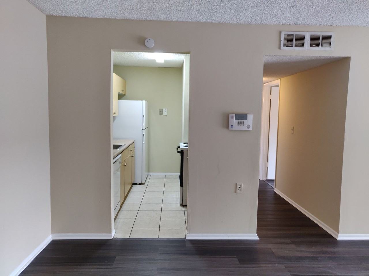 1163 Lake Terry Dr #P - Photo 7 of 30