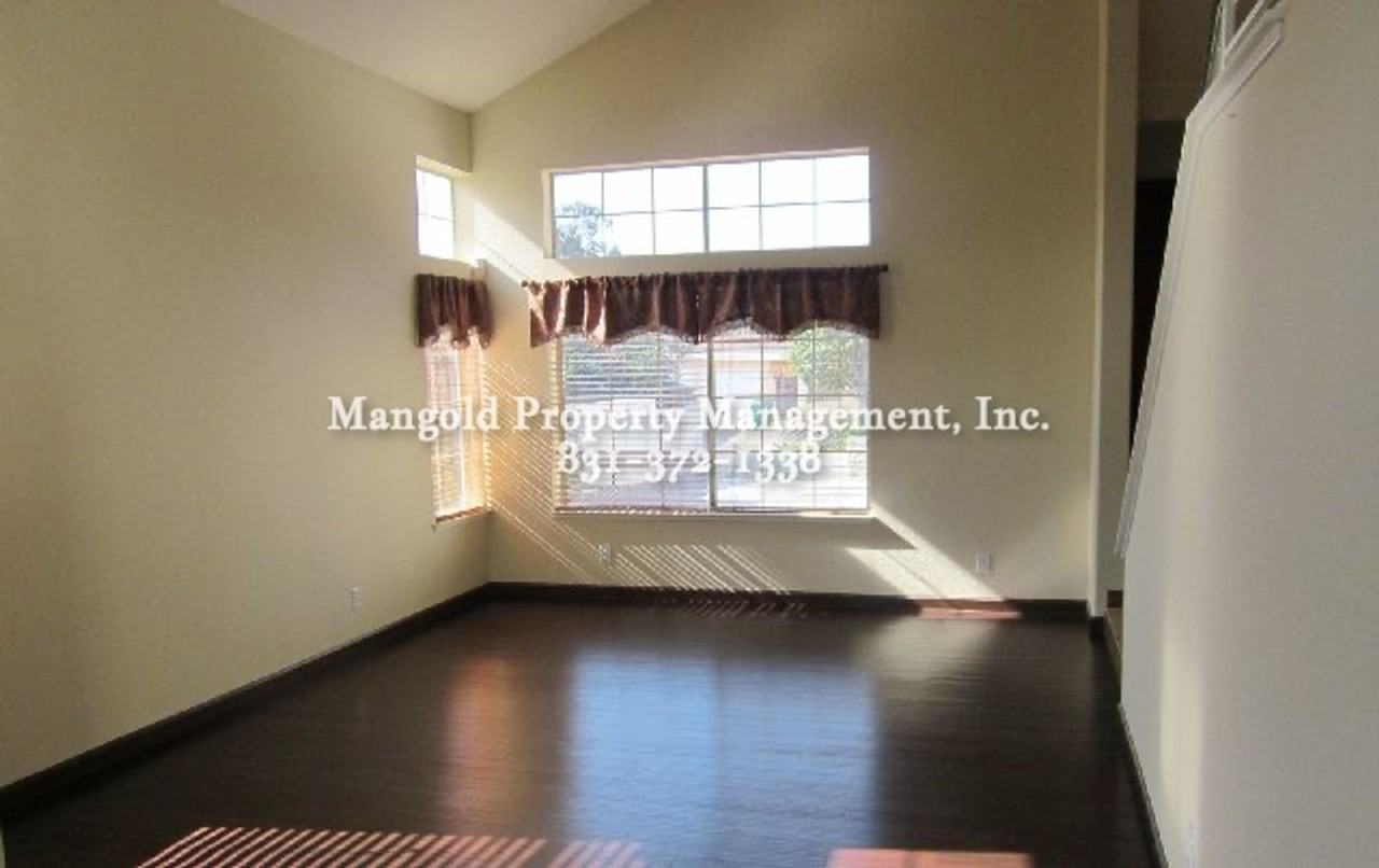 3232 De Forest Rd - Photo 3 of 13