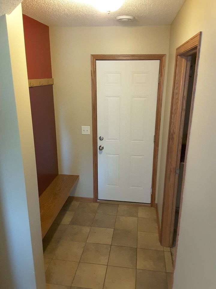 2338 Elianna Dr - Photo 2 of 7