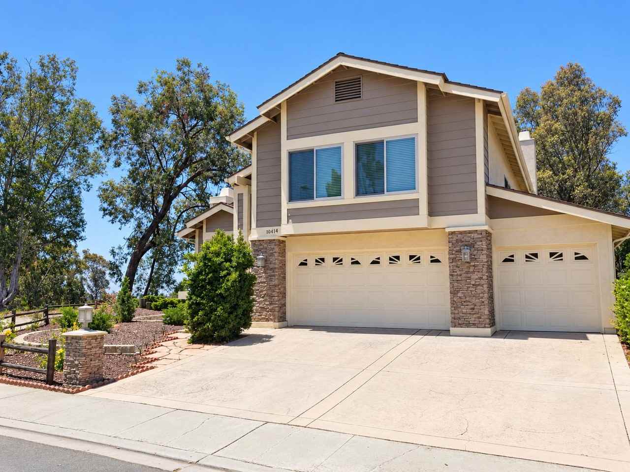 10414 Alderbranch Pt - Photo 2 of 25