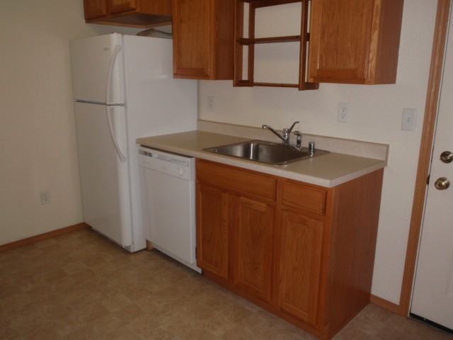 3901 Oleary St #107 - Photo 4 of 15