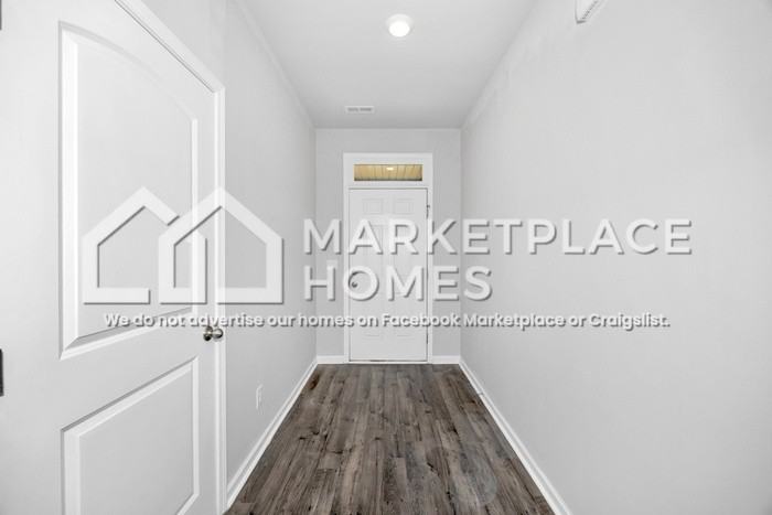 24808 Delilah Cir - Photo 2 of 33