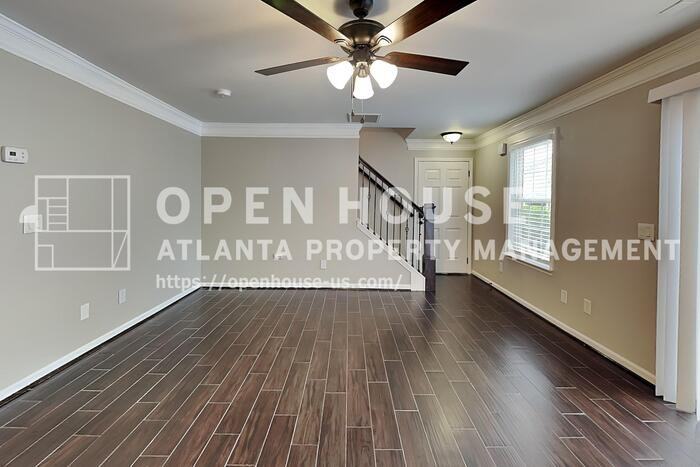 158 Oak Grove Pl - Photo 4 of 20