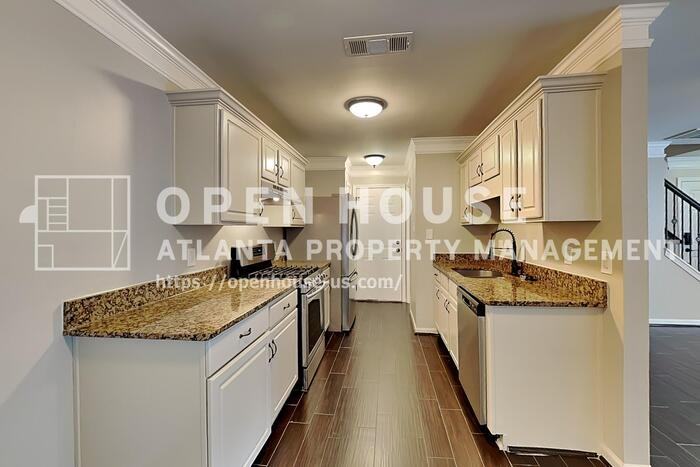158 Oak Grove Pl - Photo 7 of 20