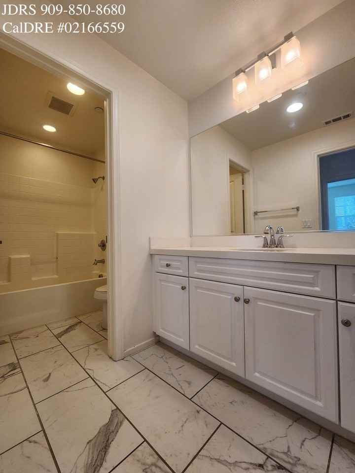 122 Royal Way - Photo 7 of 14