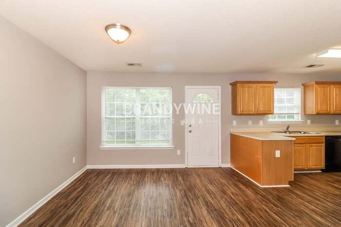628 Stadler Pointe - Photo 7 of 24