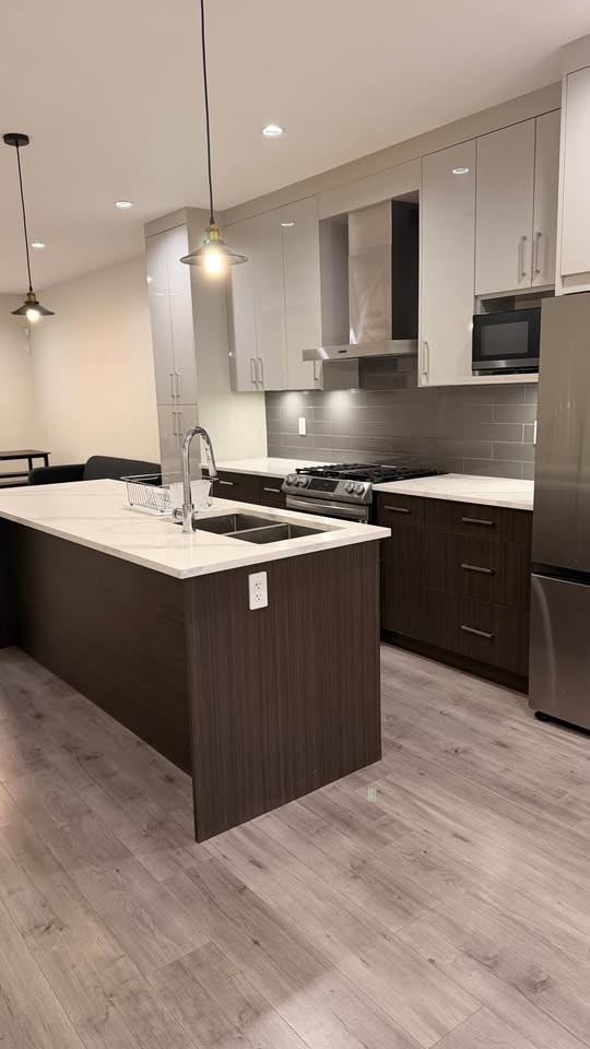 9652 162 A Street #43 - Photo 2 of 16