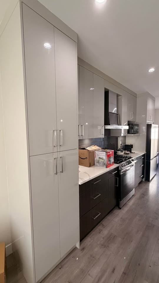 9652 162 A Street #43 - Photo 3 of 16