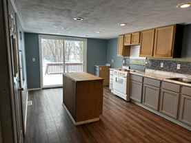 530 Kenwood Ave - Photo 1 of 1
