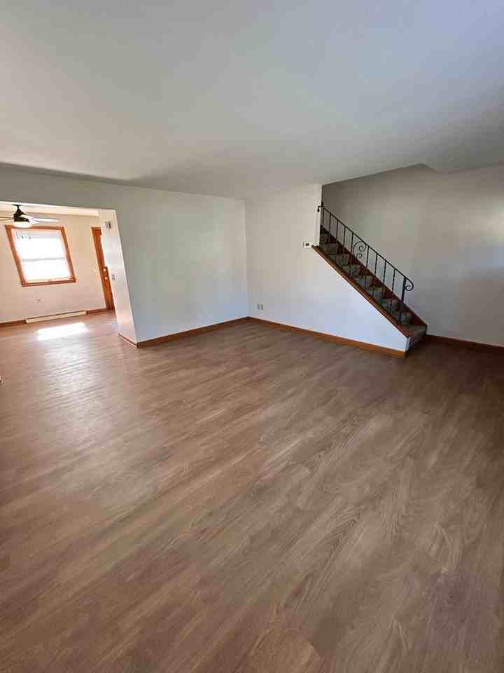 1404 Harding Ave - Photo 3 of 18