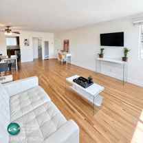 Crex Barrington - Photo 1 of 1