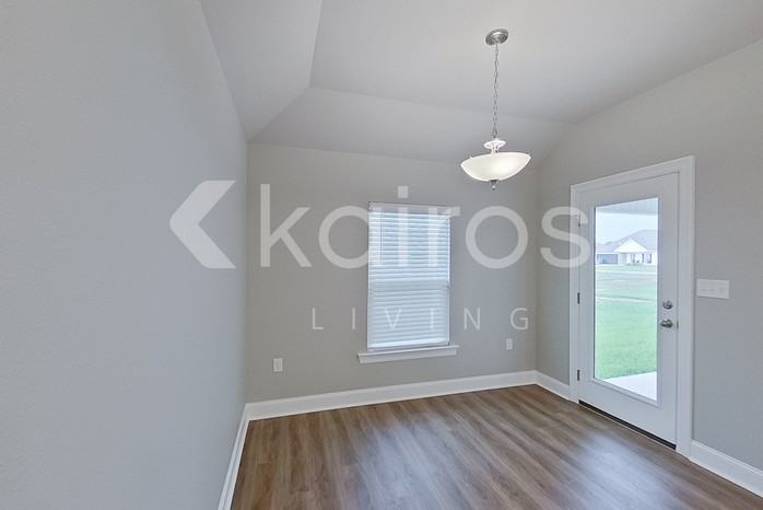 22838 Monterey Ave - Photo 7 of 23