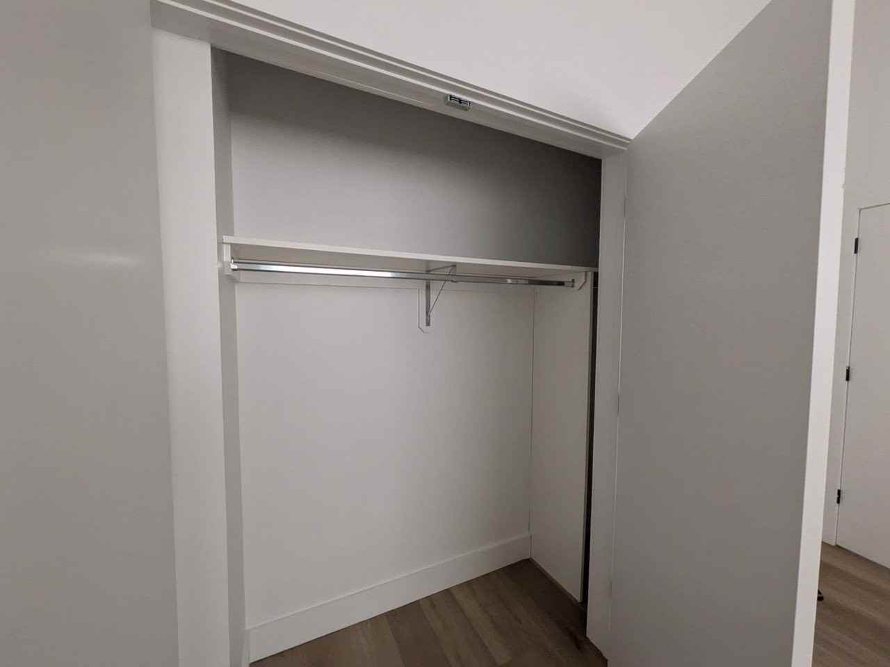 39 Madison Street #207 - Photo 4 of 7