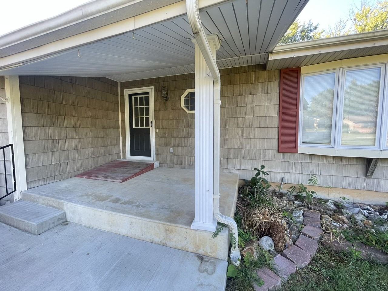 120 Woodland Dr - Photo 3 of 22