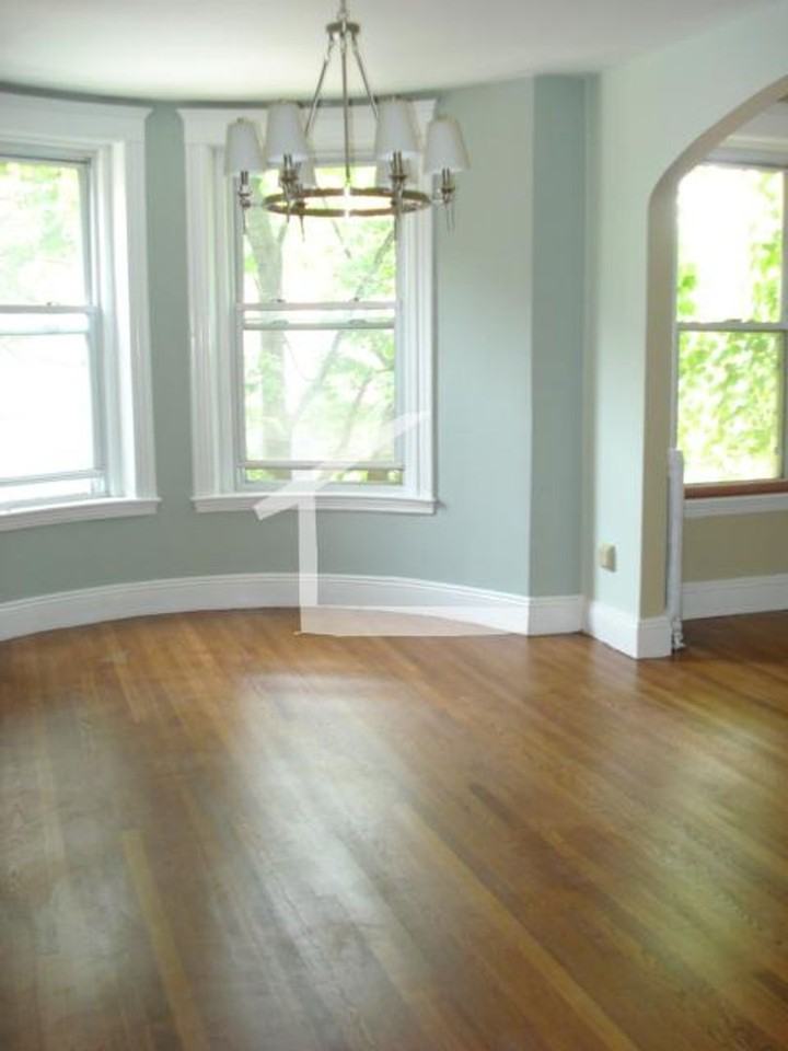 184 Saint Paul St - Photo 4 of 11