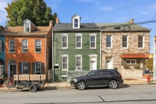 304 S Prince St - Photo 1 of 1