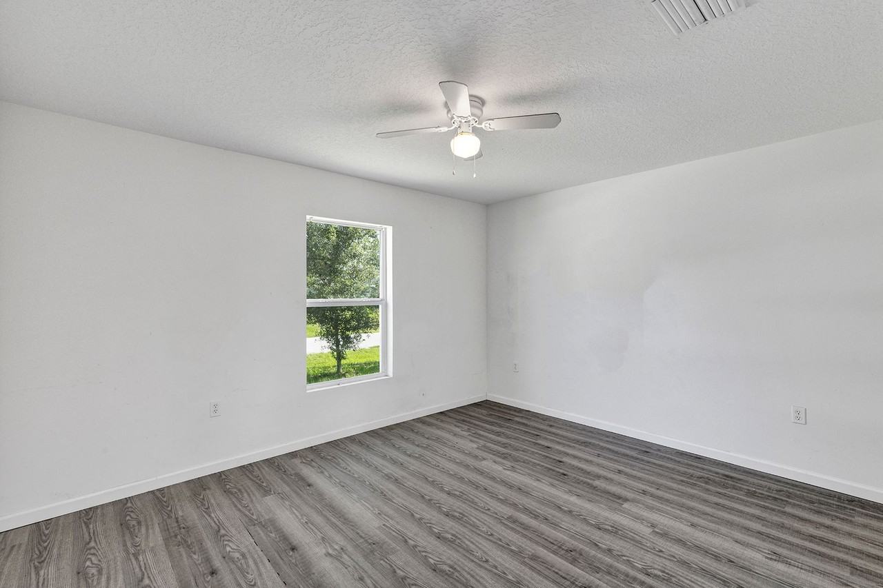 1252 Giralda Cir Nw - Photo 7 of 31