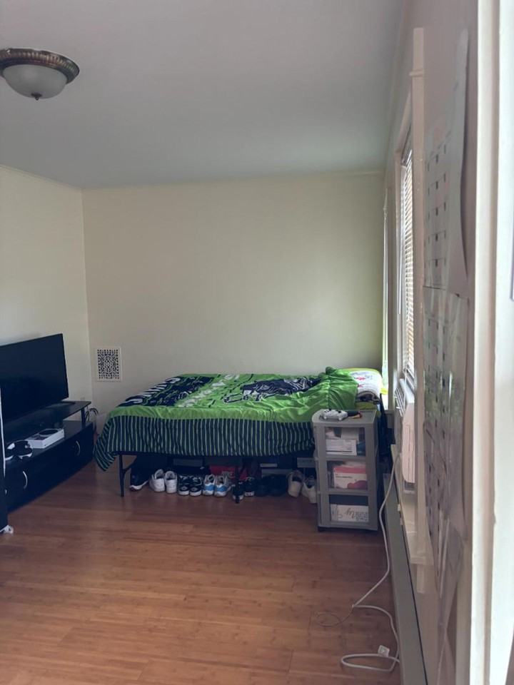 138 E Lemon Street - Photo 7 of 8