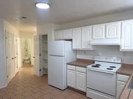 featured image of 686 Tulip Rd Se
