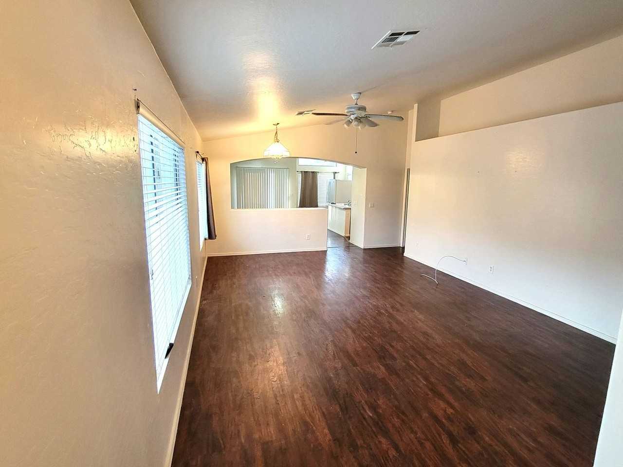 5414 W Ian Dr - Photo 2 of 16