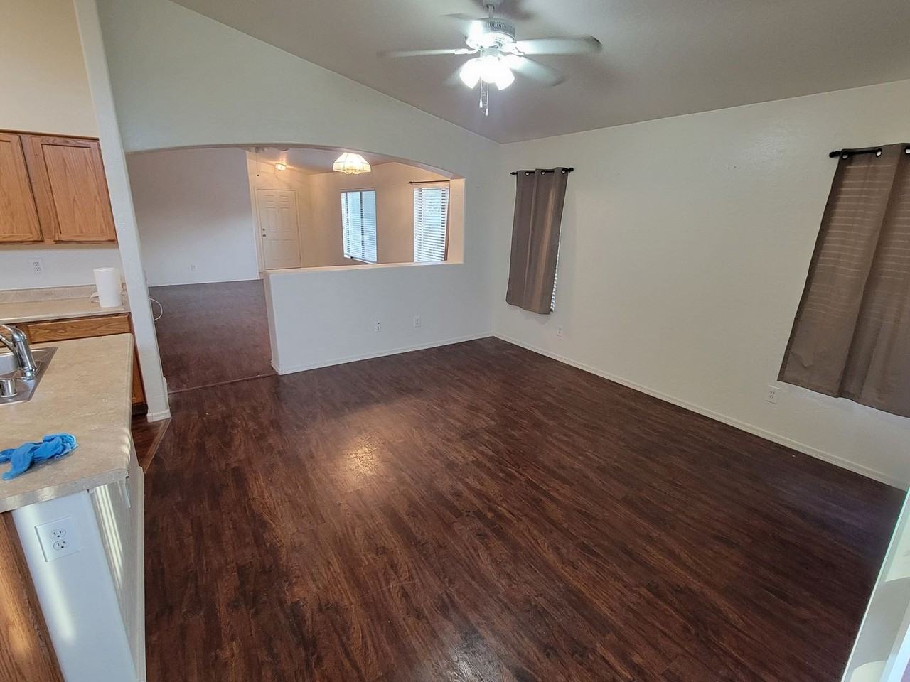 5414 W Ian Dr - Photo 4 of 16