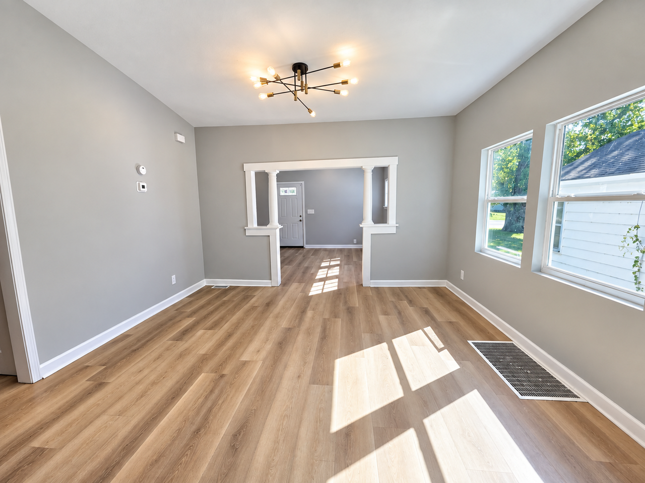 532 S Ash Ave - Photo 4 of 21