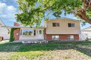featured image of 1153 N Garnette St