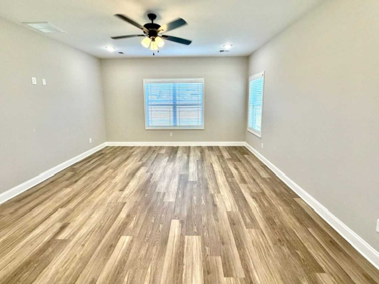 9742 Ryder Springs Dr - Photo 6 of 12