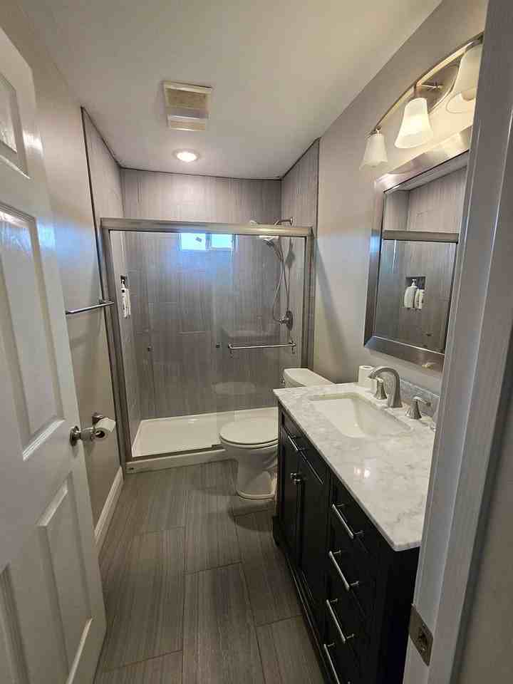 219 Glenda St - Photo 6 of 9