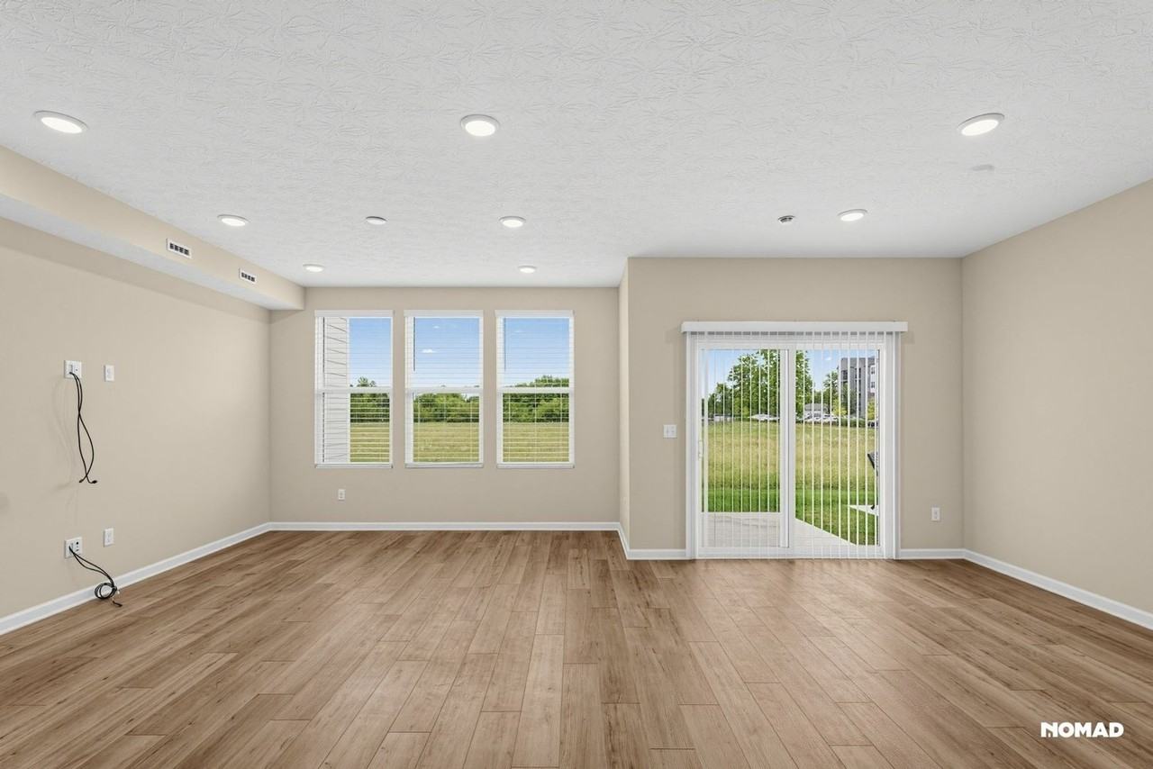 7248 Shroyer Way - Photo 6 of 30