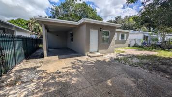 featured image of 2511 Nw 9th St