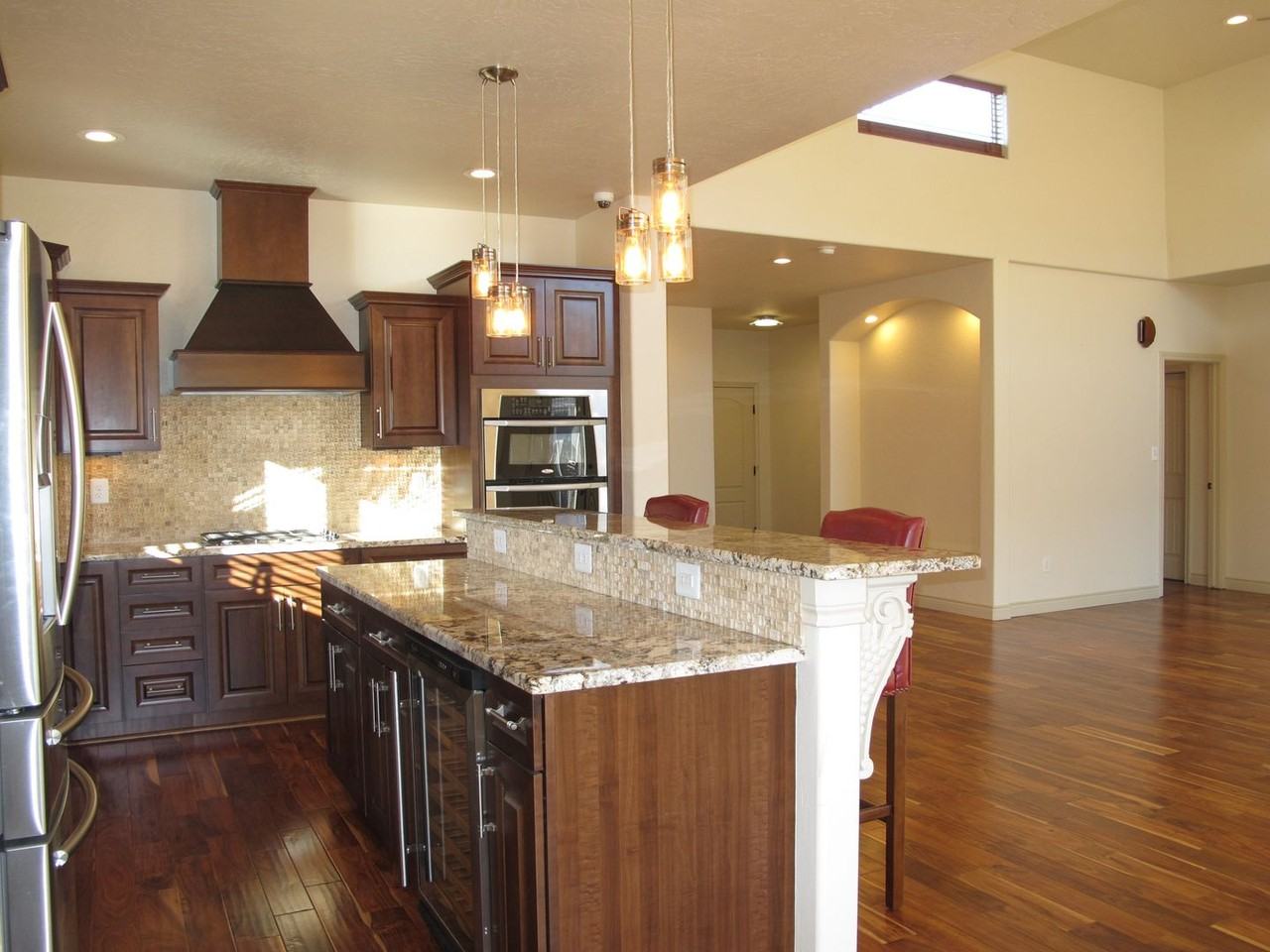 829 Shiraz Dr - Photo 6 of 26