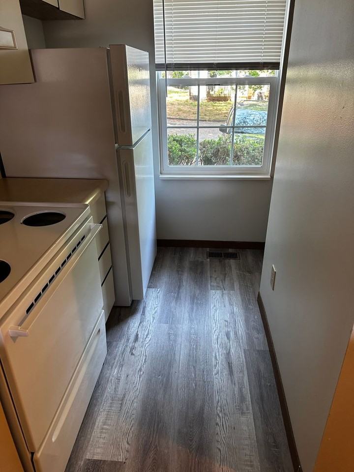 2346 S Burberry Ln - Photo 6 of 12