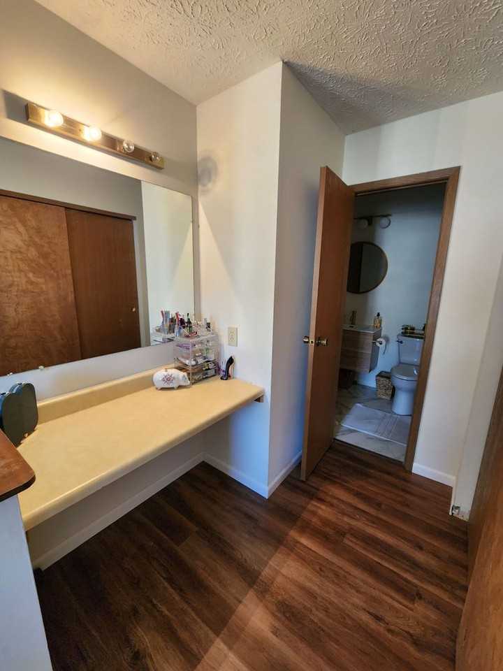 2494 S Burberry Ln - Photo 6 of 10