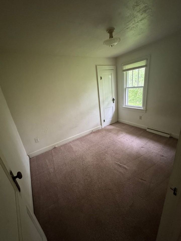 4755 N Kinser Pike - Photo 5 of 9