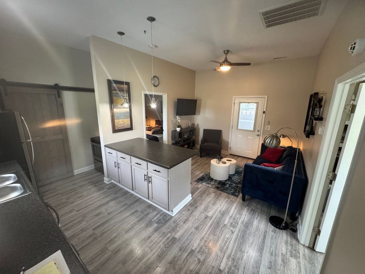 450B Quarry Rd - Photo 5 of 15