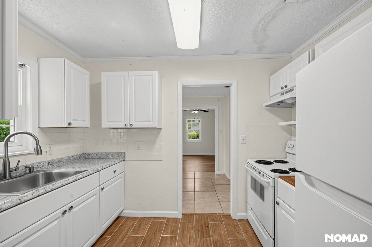 404 Ashantilly Ave - Photo 6 of 32