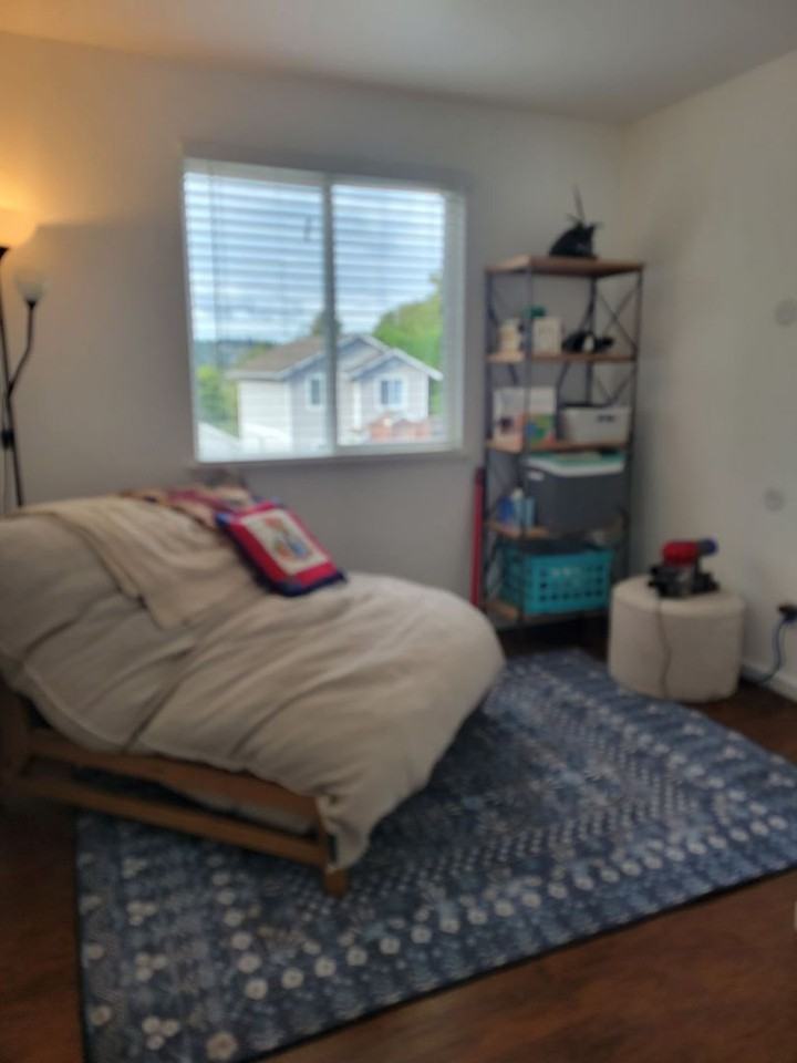 1604 Arvon Ave - Photo 7 of 11