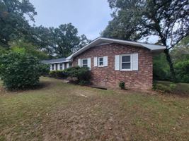 featured image of 323 Pineview Dr