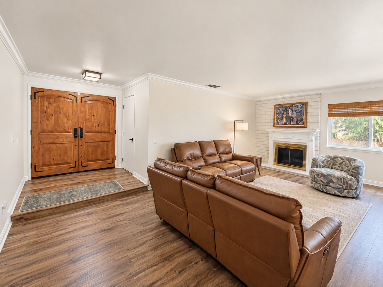 1709 Coolcrest Ave - Photo 6 of 49