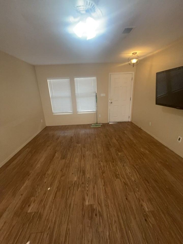 4272 Altura Vista Ln Ne - Photo 2 of 14